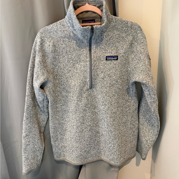 Patagonia Jackets & Blazers - Patagonia Birch White Quarter Zip Pullover with Logo